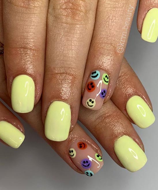 SIMPLE BLACK AND NUDE NAIL DESIGNS