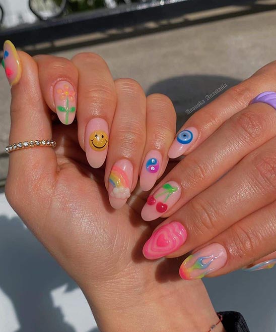 SIMPLE BLACK AND PINK NAIL DESIGNS