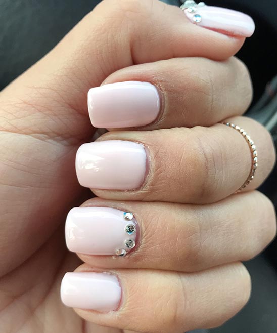 SIMPLE BLACK AND WHITE NAIL DESIGNS