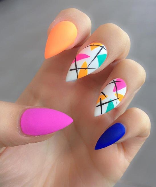 SIMPLE BLACK NAIL DESIGNS