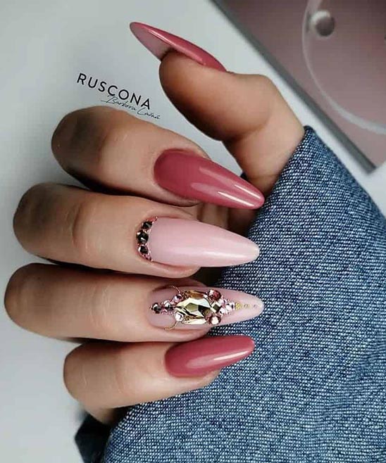 SIMPLE CHRISTMAS NAIL DESIGNS