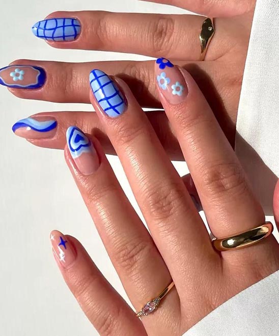 SIMPLE CHRISTMAS TOE NAIL DESIGNS