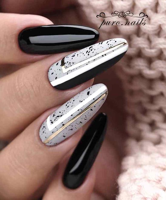 50+ Simple Black and Gold Nails (2024) Designs - TailoringinHindi