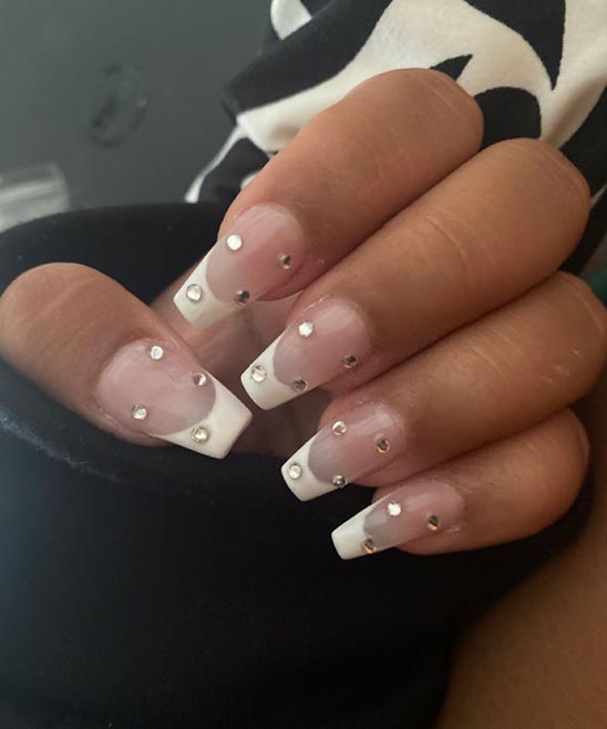 SIMPLE DIAMOND NAIL DESIGN