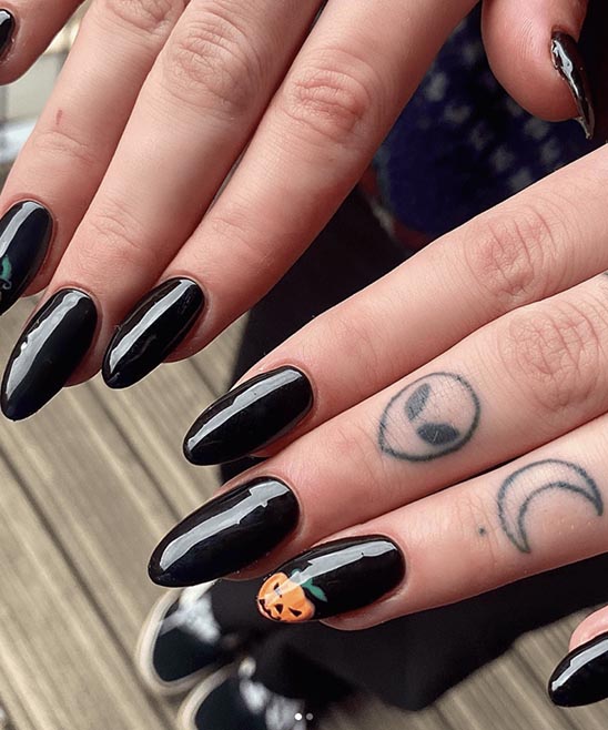 SIMPLE DIAMOND NAIL DESIGNS