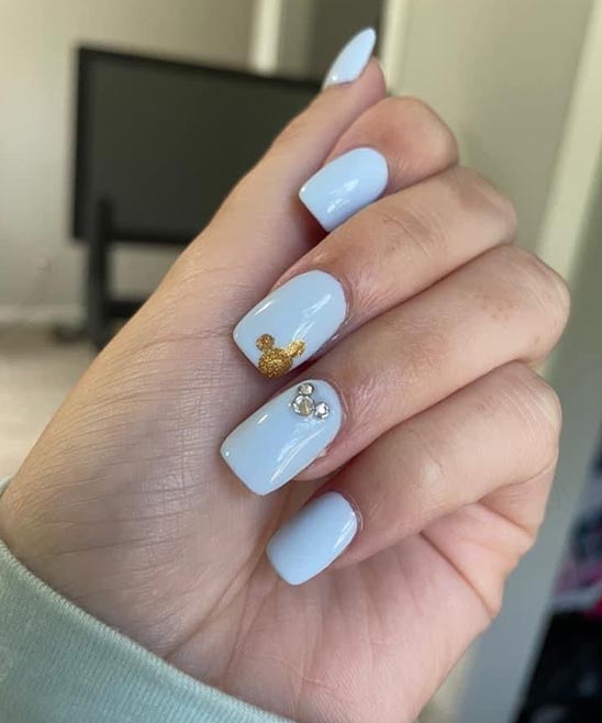 SIMPLE DISNEY STILLETTO NAILS