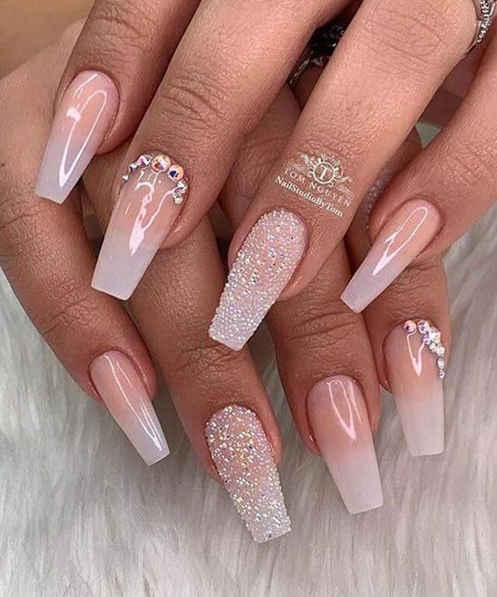 SIMPLE ELEGANT NAILS WEDDING 2023