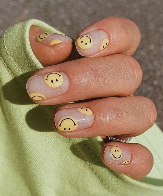SIMPLE FALL NAIL ART DESIGNS