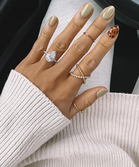SIMPLE FALL SHORT NAILS
