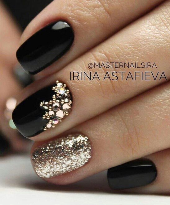 SIMPLE HALLOWEEN NAIL DESIGNS