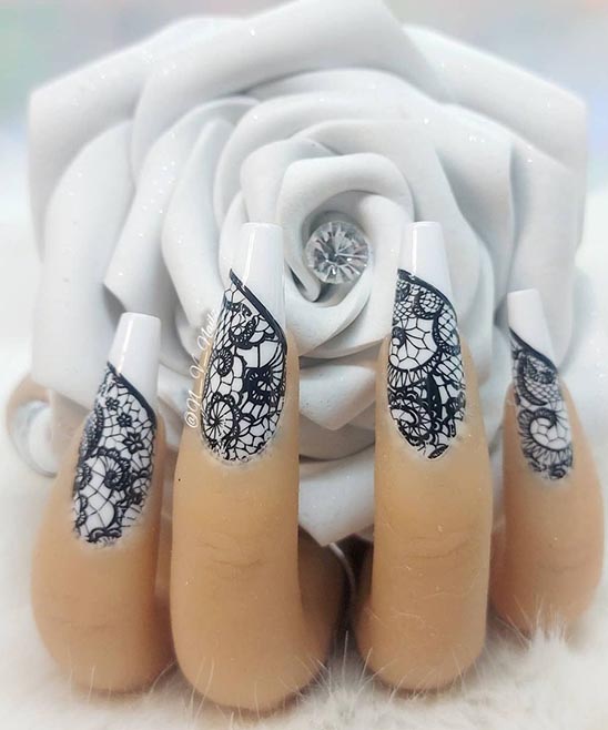 SIMPLE NAIL ART BLACK AND WHITE DESIGN