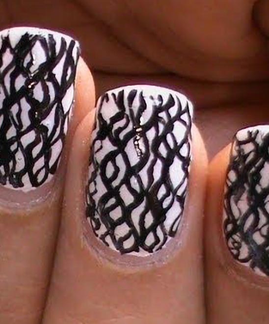 SIMPLE NAIL ART WITH BLACK AND WHITE