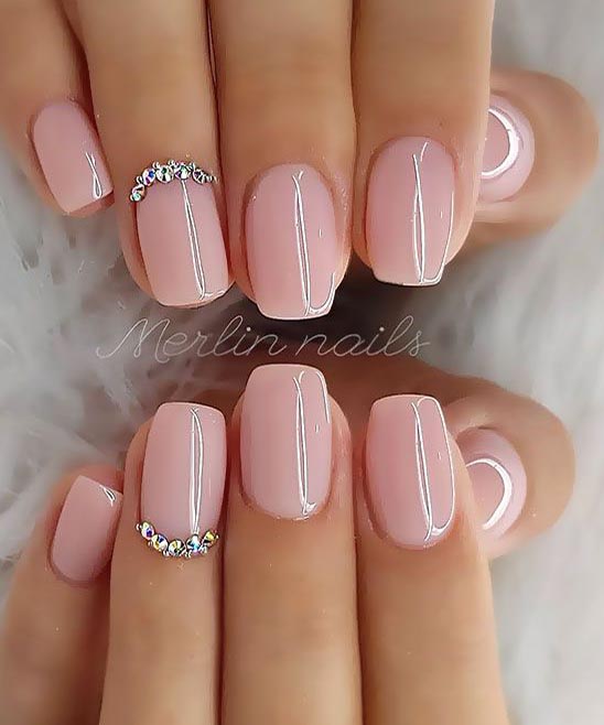 SIMPLE NAIL POLISH DESIGN