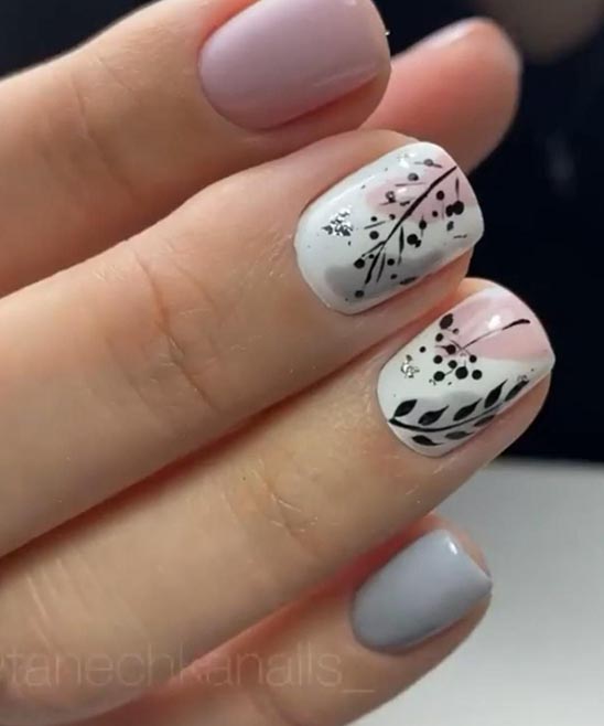 SIMPLE PINK FLOWER NAIL DESIGNS