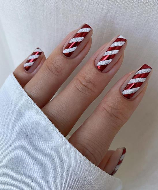 SIMPLE RED AND GREEN CHRISTMAS NAILS