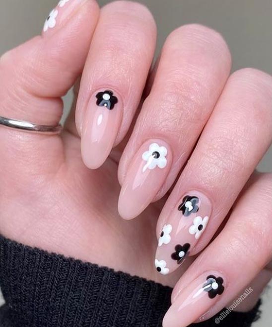 SIMPLE RED BLACK AND WHITE NAILS