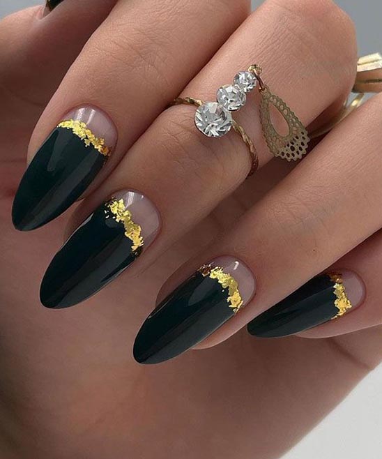 25+ Beautiful Emerald Green and Gold Nails For Your Inspiration - Nail  Designs Daily