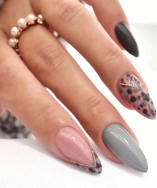 SIMPLE RHINESTONE NAIL DESIGN