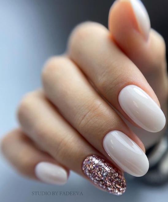 SIMPLE SPRING ALMOND NAILS