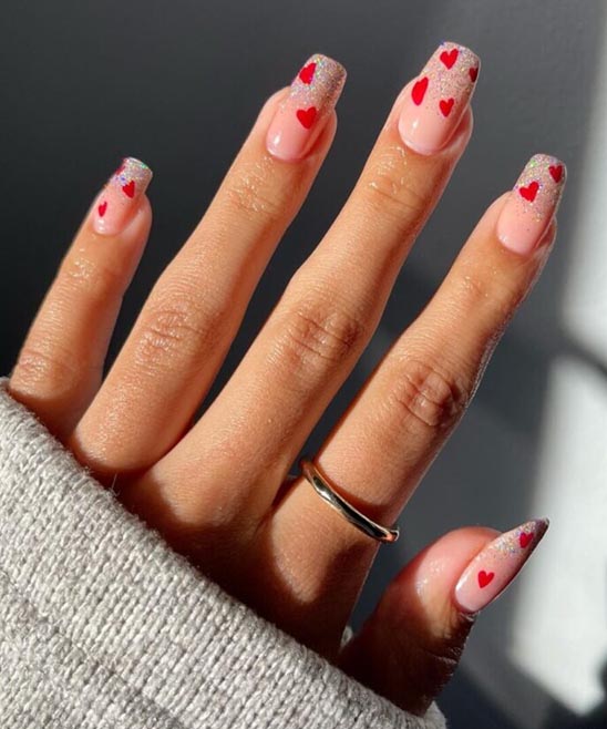 SIMPLE VALENTINE NAIL DESI