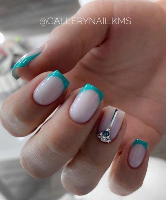 SIMPLE WINTER NAIL DESIGNS