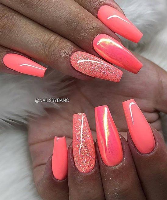 SUMMER CORAL AND WHITE NAILS