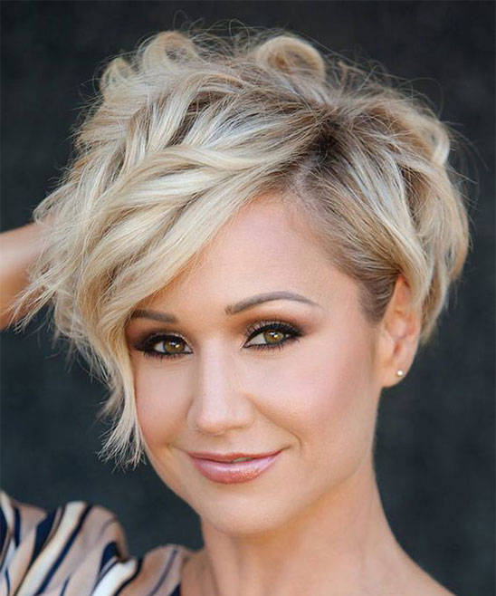 Short Hair Style for Woman Over 50