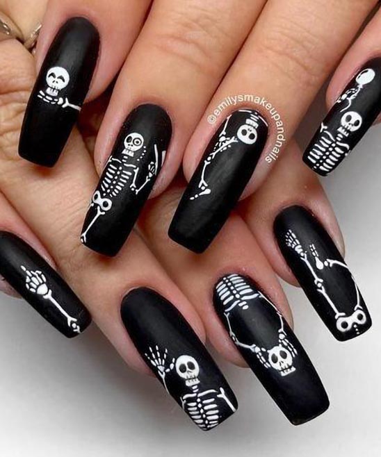 BLACK AND GOLD HALLOWEEN NAILS