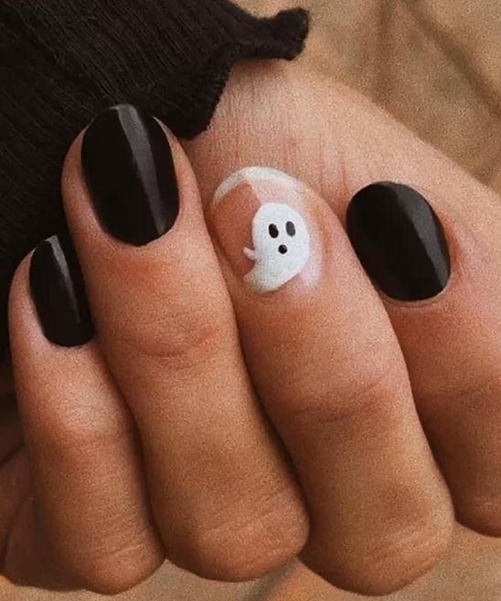 BLACK COFFIN HALLOWEEN NAILS