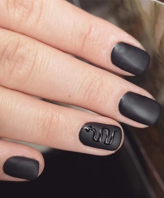 COFFIN HALLOWEEN ACRYLIC NAILS
