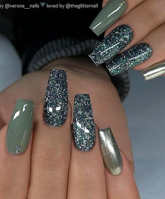 CUTE SHORT COFFIN ACRYLIC NAILS