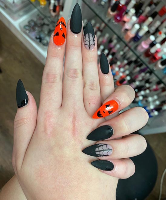 HALLOWEEN BLACK AND RED NAILS