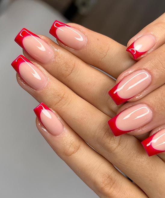 PINK SHORT COFFIN NAILS