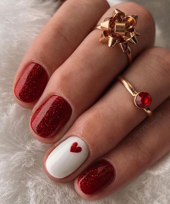 Red Nails With a Gold Designs Short Acrylic