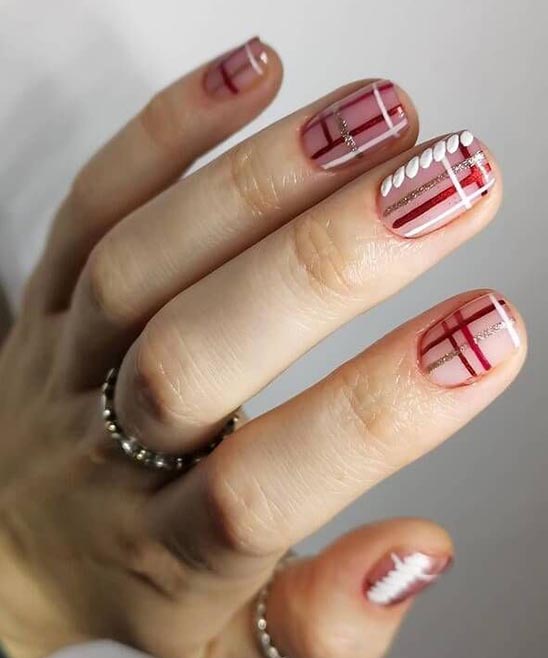 SHORT ACRYLIC COFFIN SHAPED NAILS