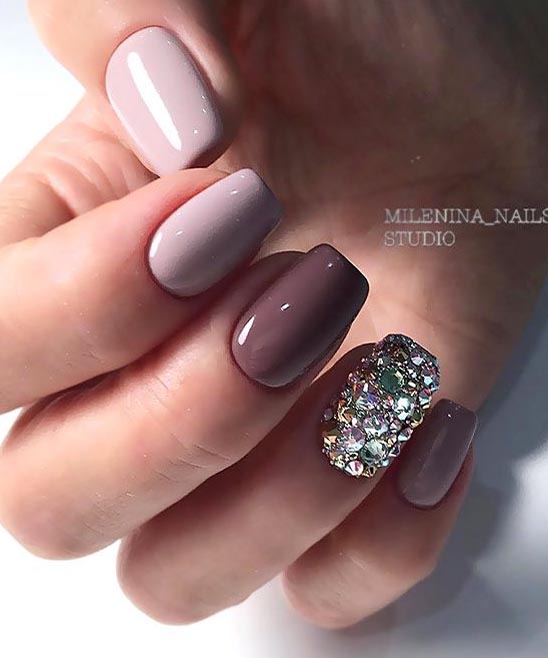 SHORT ACRYLIC NAILS COFFIN WHITE