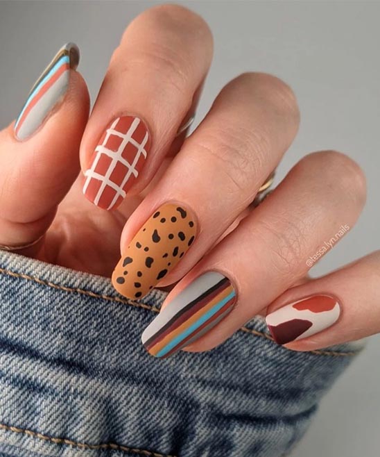 SHORT COFFIN NAILS NATURAL