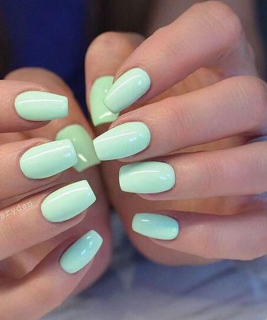 SHORT COFFIN NAILS PINK