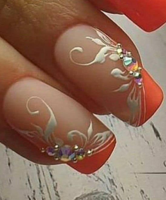 SHORT COFFIN OMBRE NAILS