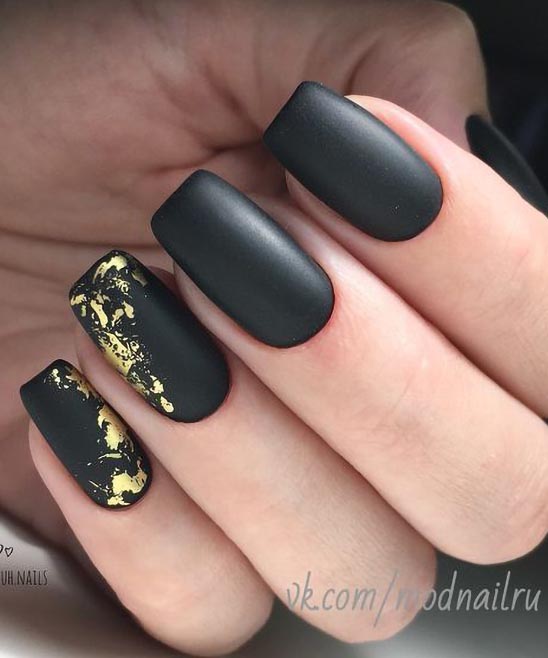 SHORT COFFIN OMBRE NAILS