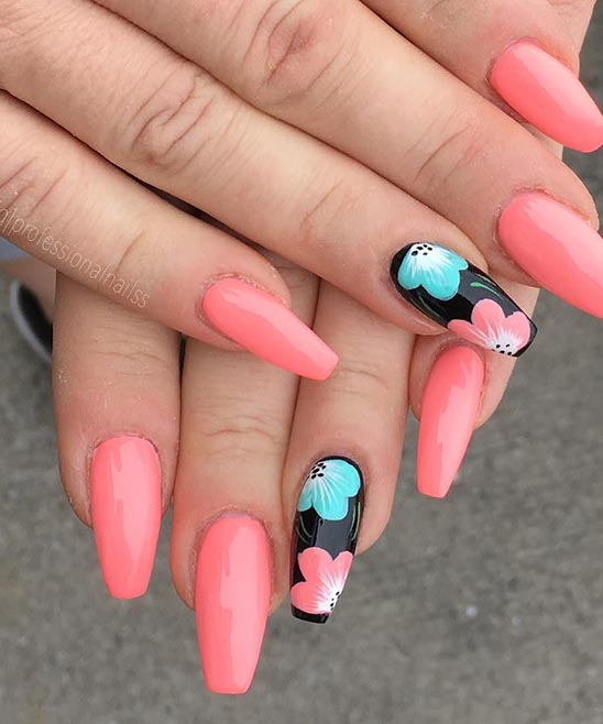 SHORT COFFIN SHAPED NAILS OMBRE