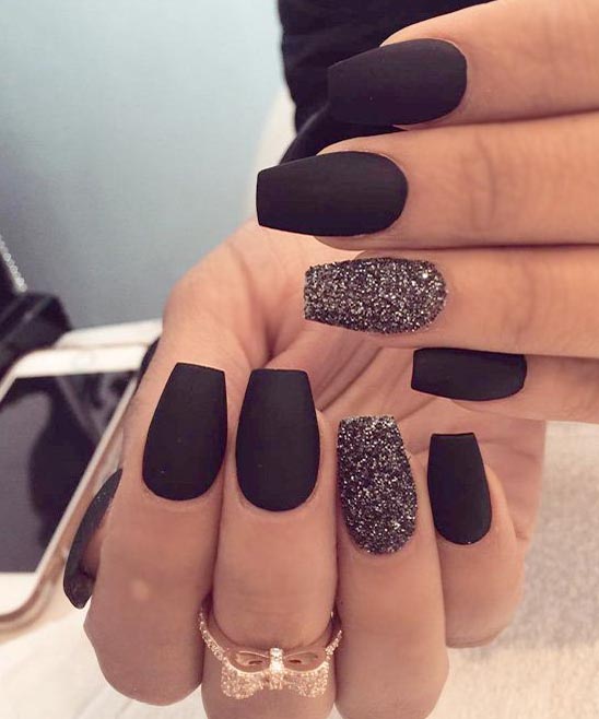 SHORT CURVED COFFIN NAILS