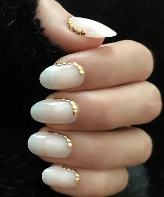 WHITE AND GOLD NAIL ART DESIGNS