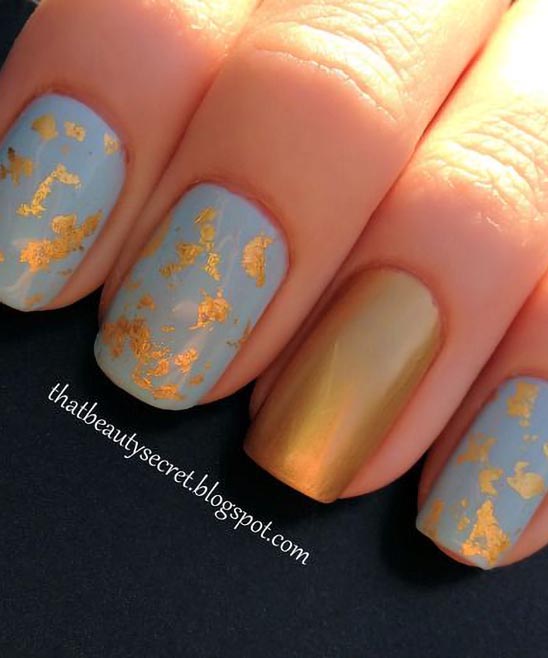 WHITE AND GOLD SHORT NAIL DESIGNS