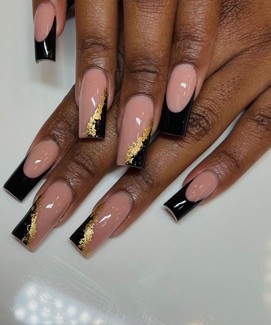 Acrylic Nails Coffin Black and Gold.jpg