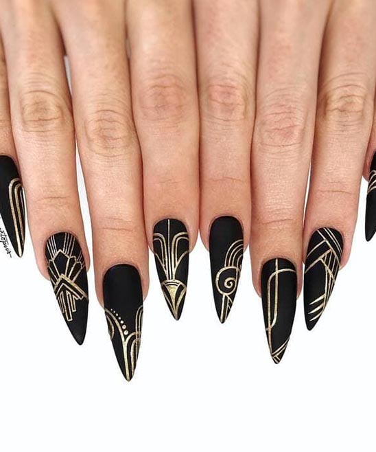 Black and Gold Acrylic Nails Pinterest