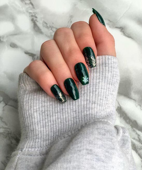 Black and Green Design Nail Art