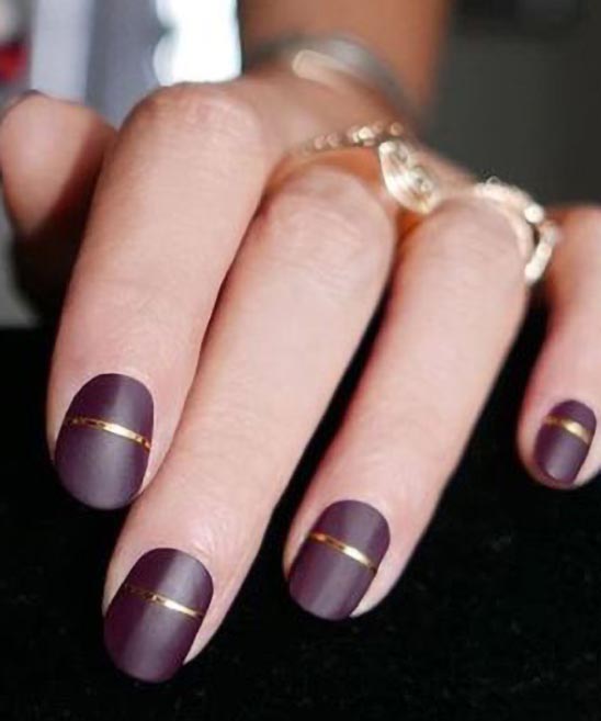 Burgundy and Black Nails Matte