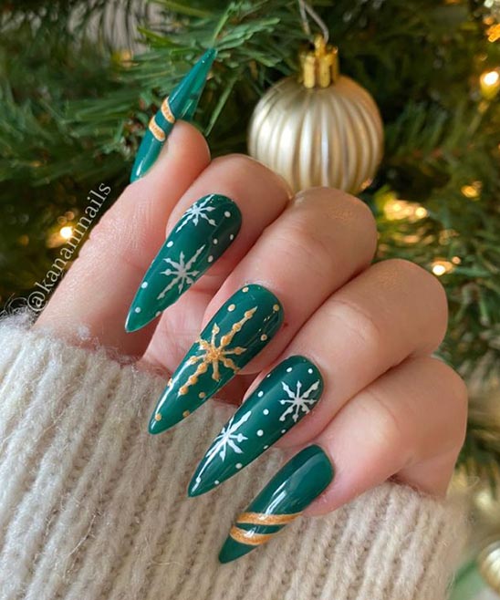 Christmas Nails Designs Green and Gold
