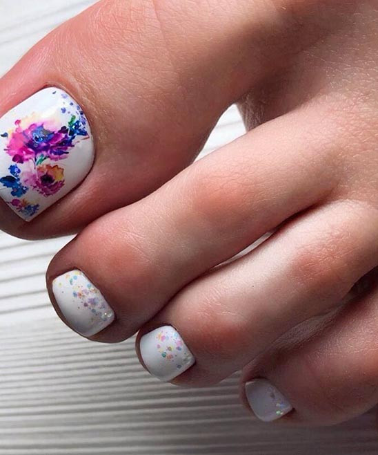 Classy Red Toe Nail Designs